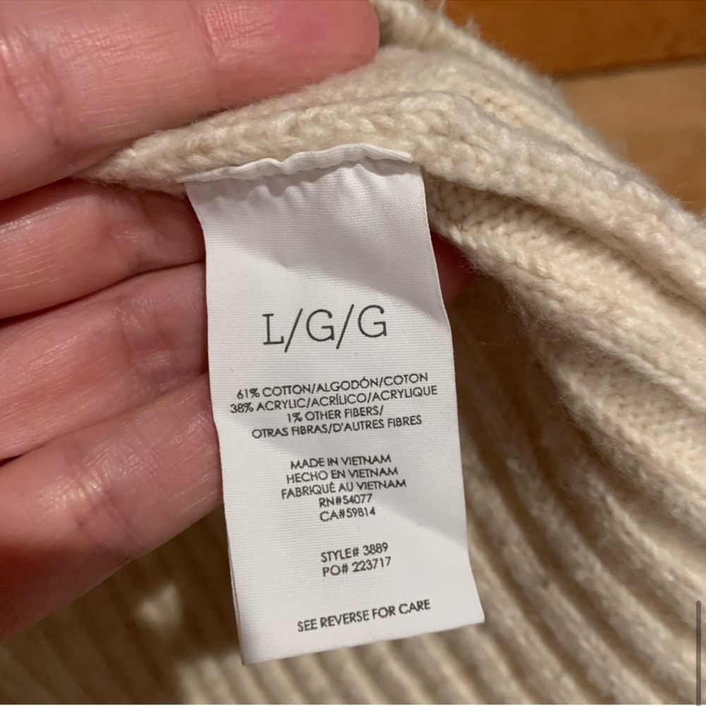 Cabi sweater style #3889 turtleneck puff sleeve pearl sweater - Picture 11 of 12